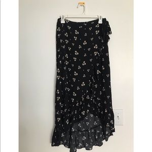 AE wrap skirt